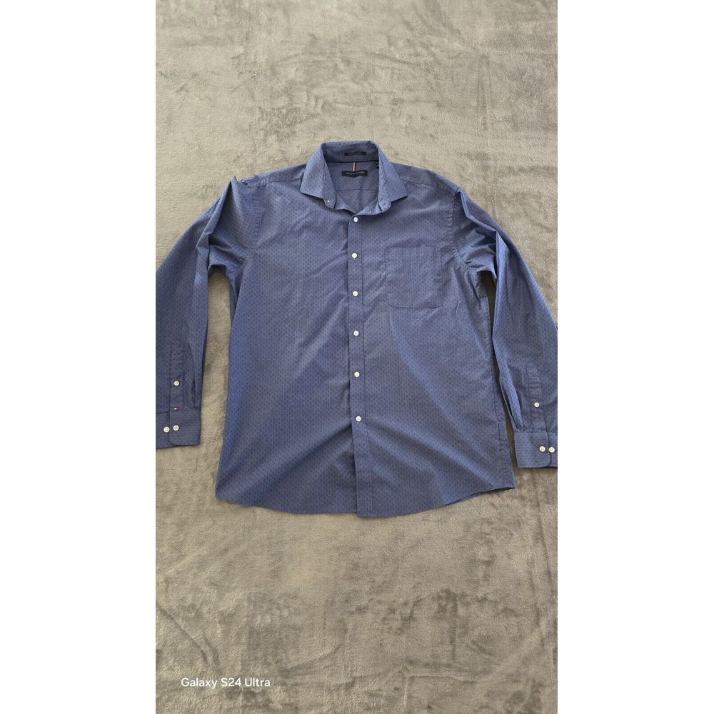 Tommy Hilfiger Men's Regular Fit Stretch Dress Shirt‎ L 16-161/2 Blue